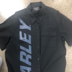 Harley Davidson Men’s Highside Short Sleeve Shirt, 
Size L, Like New
